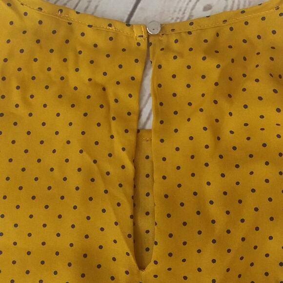 Lily White Polka Dot Top Size M - Picture 6 of 7